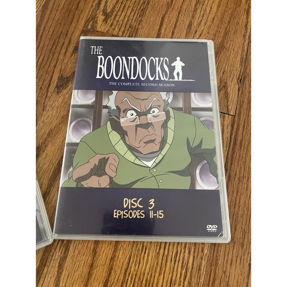 The Boondocks Complete Second Season (DVD, 2008, 3-Disc Set) - Picture 4 of 10